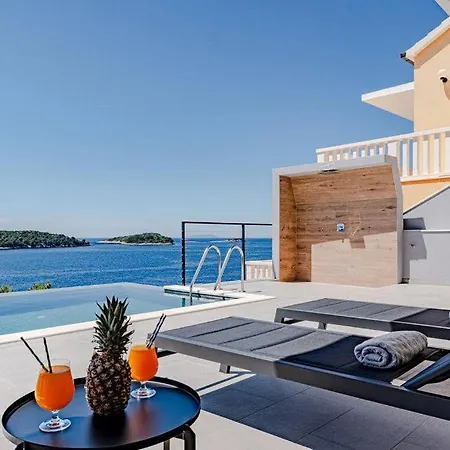Villa Evia By Guide