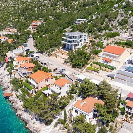 Evia By Guide Villa