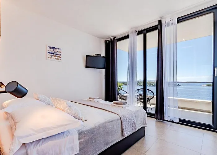 Evia By Guide Smokvica (Korcula)