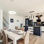 Villa Evia By Guide *
