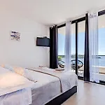 Evia By Guide Smokvica (Korcula)
