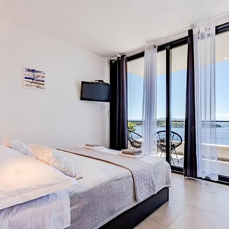 Evia By Guide Prizba