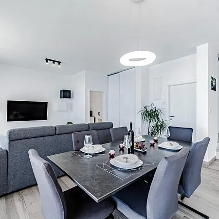 Evia By Guide *